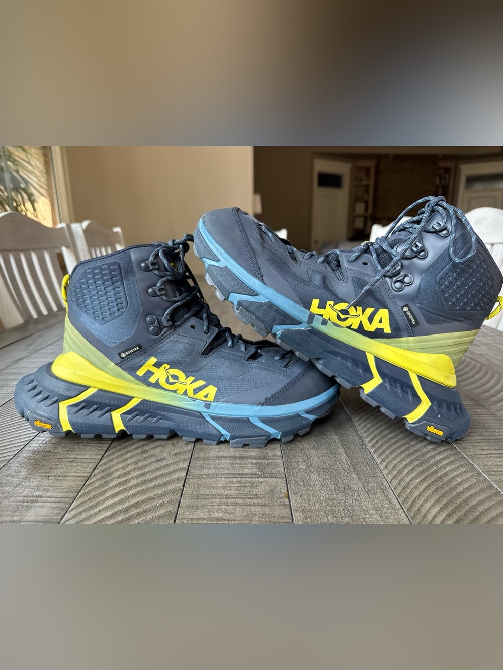 Hoka One One TenNine GTX Trail Hiking Boot - Shoes Women’s Size 10 B - Picture 4 of 16